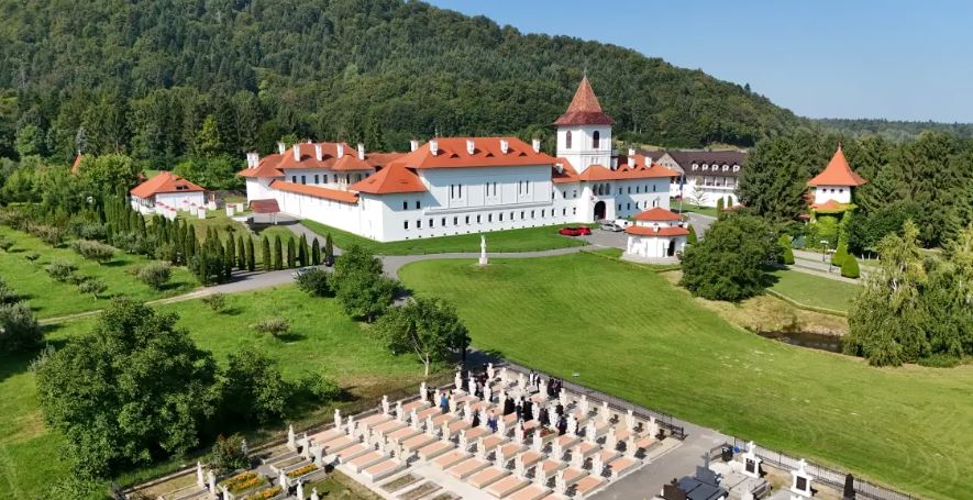 La Sâmbăta de Sus au început manifestările dedicate proclamării locale a canonizării Sf. Serafim cel Răbdător