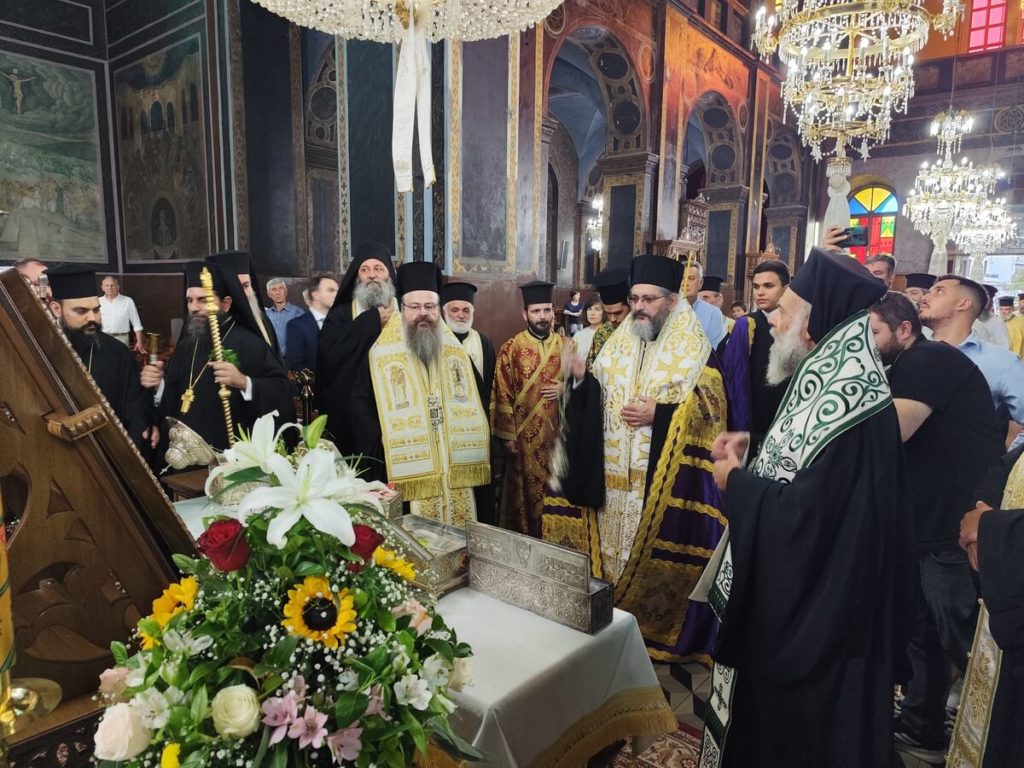 Πολυαρχιερατικός Εσπερινός για τους οκτώ πολιούχους Αγίους της Καρδίτσας