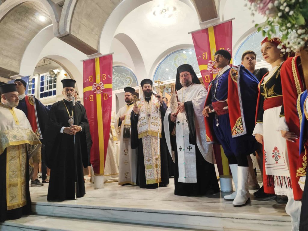 Ηθική έξαρση για την ύψωση του Τιμίου Σταυρού, στον ναό του  Εσταυρωμένου Κολοκυνθούς – Κολωνού