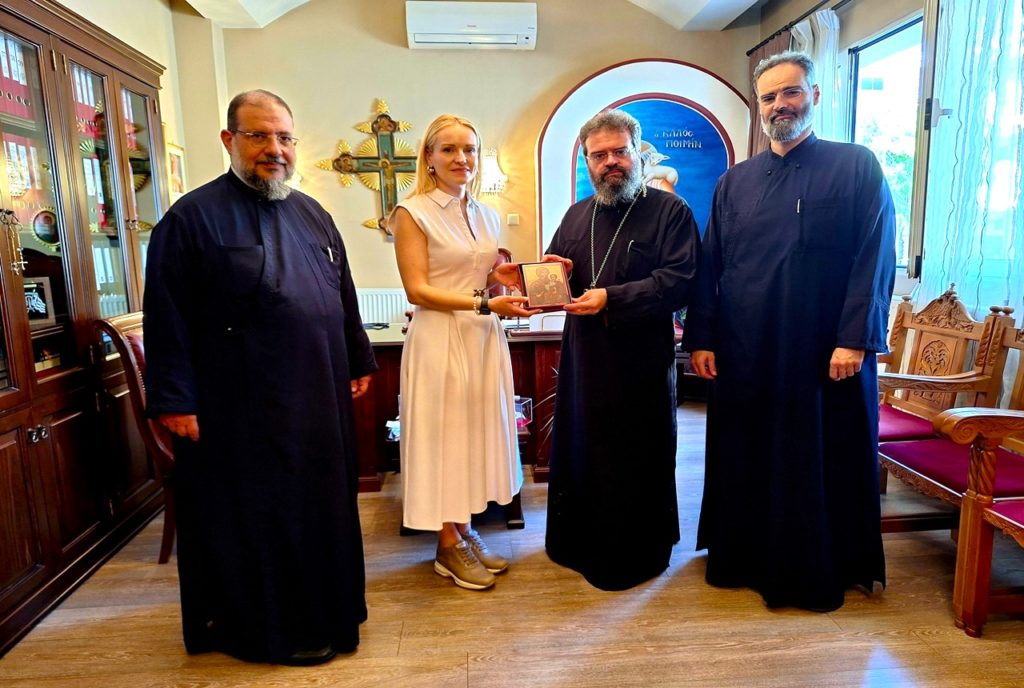 Επίσκεψη της Νέα Διοικήτριας του Γενικού Νοσοκομείου Κομοτηνής στον Μητροπολίτη Μαρωνείας