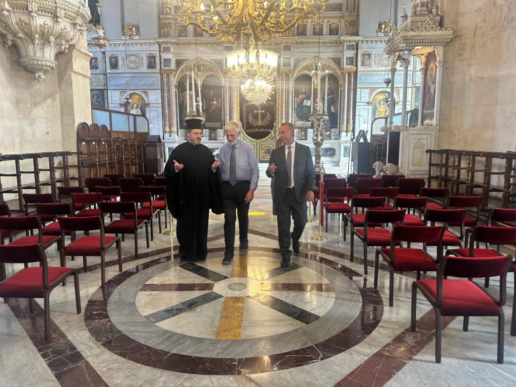 Ο Υφυπουργός Εξωτερικών της Ελλάδος στην Αγία Τριάδα Σταυροδρομίου Κωνσταντινούπολης