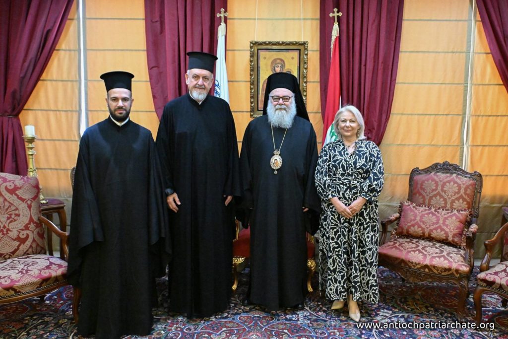 البطريرك يوحنا العاشر يستقبل مطران خلقيدونية عمانوئيل