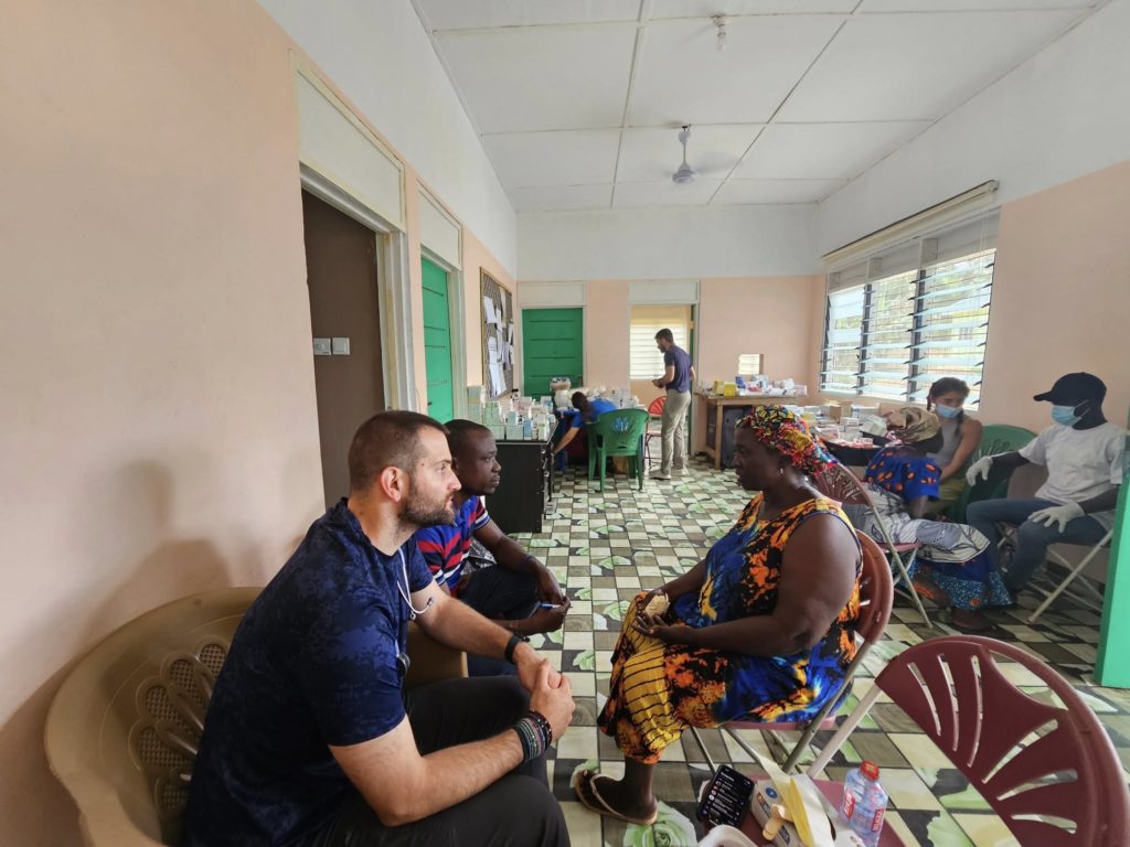 Ιερά Μητρόπολη Άκκρας και Έλληνες γιατροί προσέφεραν δωρεάν περίθαλψη σε ασθενείς στη Γκάνα