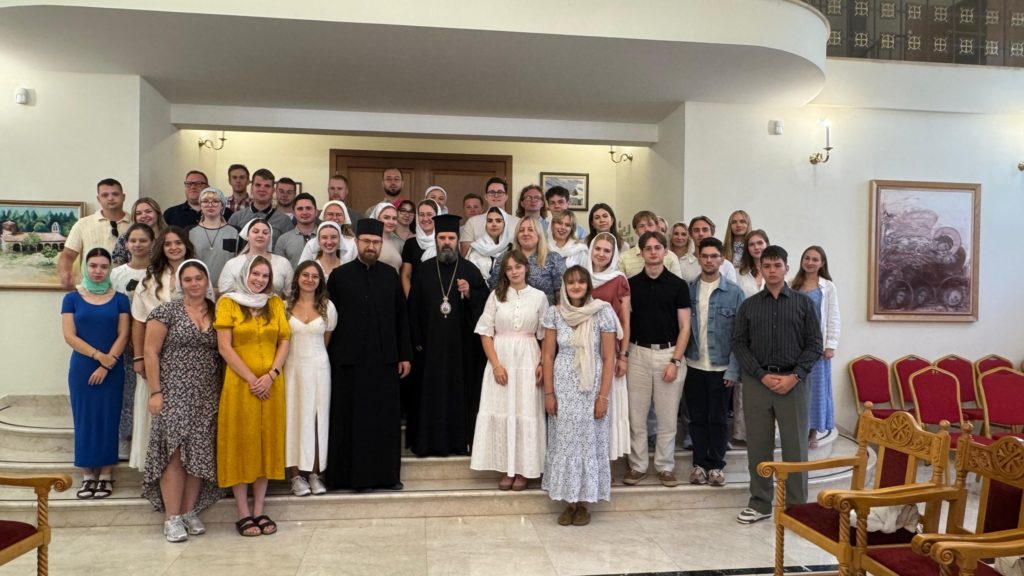Ο Αρχιεπίσκοπος Αλβανίας υποδέχθηκε νέους από την Ορθόδοξη Εκκλησία της Πολωνίας