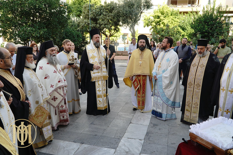 Αρχιερατικό τρισάγιο επί του τάφου του μακαριστού Μητροπολίτη πρώην Θεσσαλονίκης Ανθίμου