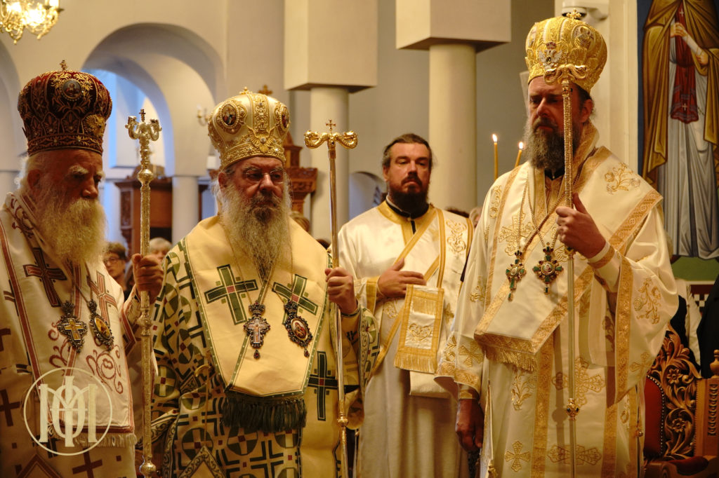 Τρισαρχιερατική Θεία Λειτουργία και δεκαετές μνημόσυνο π. Συμεών Κραγιόπουλου