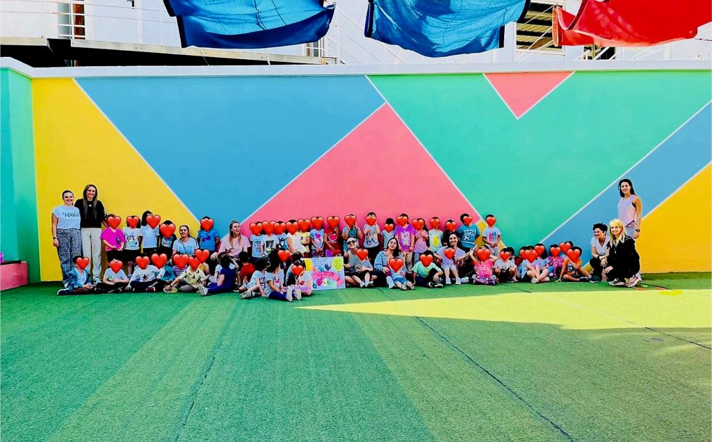 Φοιτήτριες από το ΤΕΦΑΑ του Δημοκρίτειου Παν/μιου Θράκης στους Βρεφονηπιακούς της Μητροπόλεως Μαρωνείας