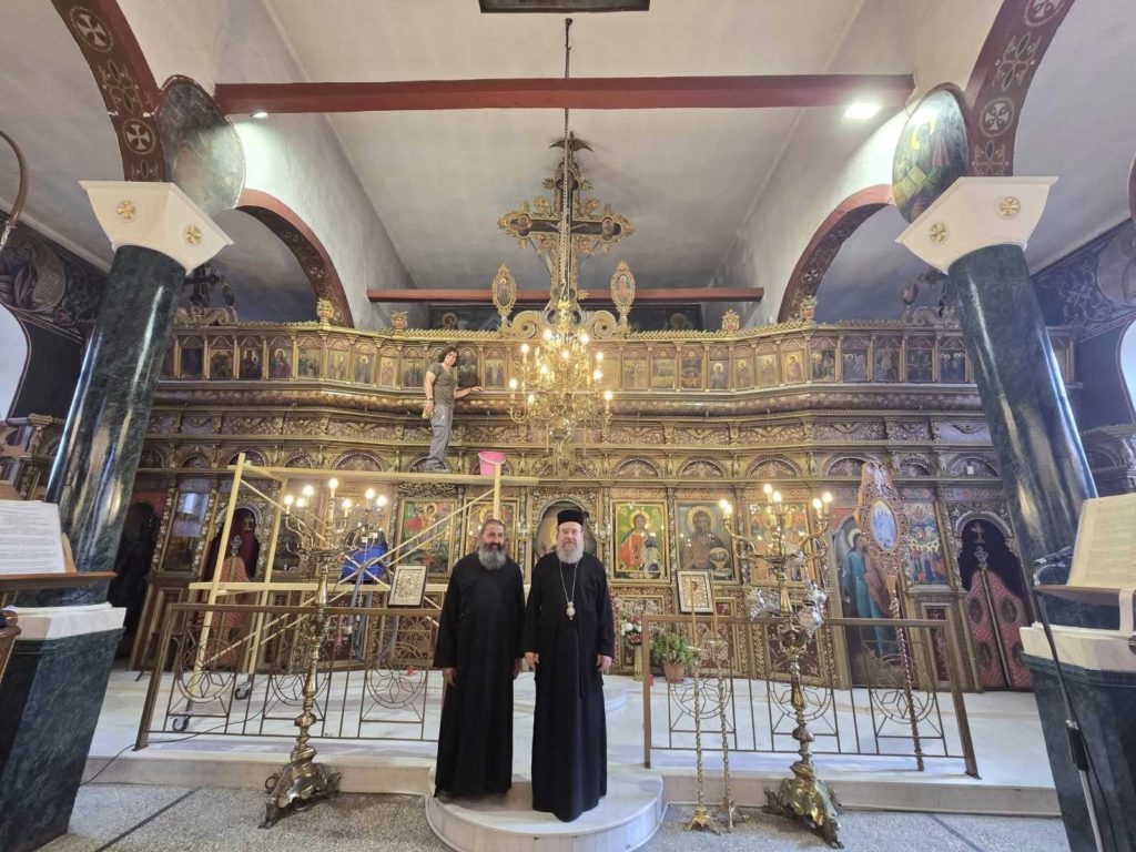 Ο Μητροπολίτης Ιερισσού επιθεώρησε τις εργασίες ανακαίνισης στην Ενορία Αγίου Γεωργίου Νεοχωρίου