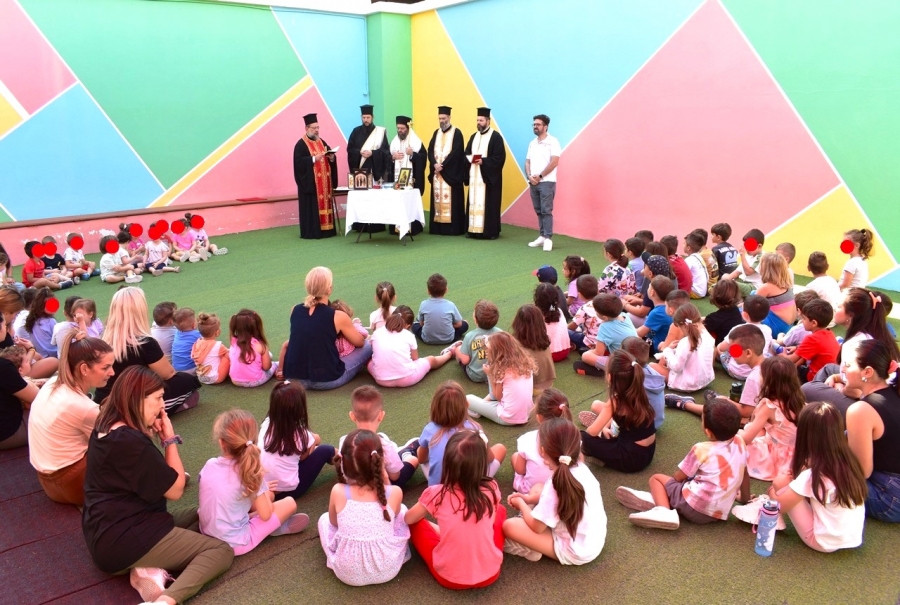 Η Ακολουθία του Αγιασμού στους δύο Βρεφονηπιακούς Σταθμούς της Ιεράς Μητρόπολης Μαρωνείας και Κομοτηνής