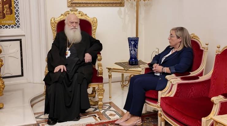 Συνάντηση Μητροπολίτη Βεροίας με τη βουλευτή Ημαθίας Στέλλα Αραμπατζή