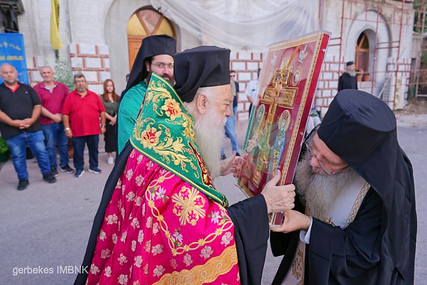 Υποδοχή Τιμίου Ξύλου και ιερών Λειψάνων στην Ιερά Μονή Παναγίας Δοβρά στη Βέροια