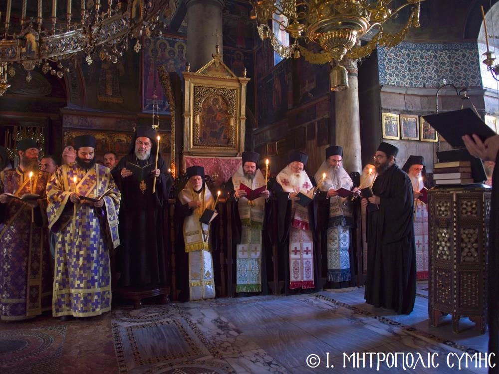 Ο Μητροπολίτης Σύμης στην Εξόδιο Ακολουθία του Γέροντα Βασιλείου Γοντικάκη