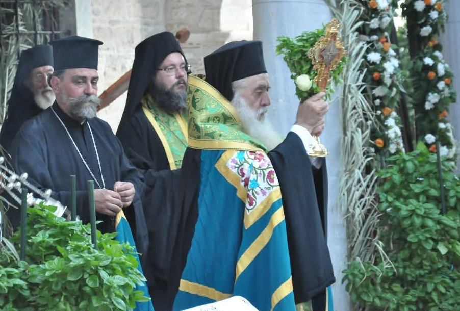 Με λαμπρότητα η Σάμος εόρτασε την Παγκόσμια Ύψωση του Τιμίου και Ζωοποιού Σταυρού