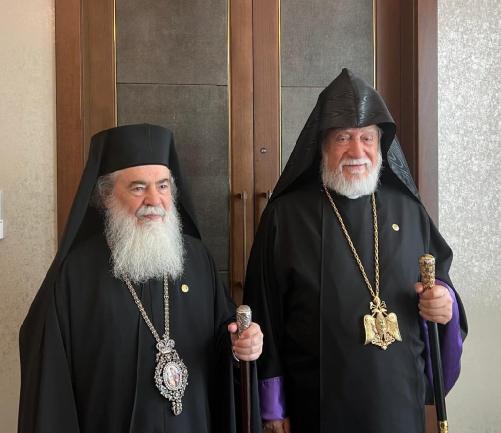 Συνάντηση Πατριάρχη Ιεροσολύμων με τον Καθολικό Πατριάρχη του Μεγάλου Οίκου της Κιλικίας Αράμ Α’