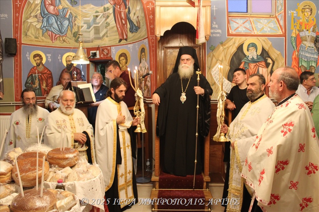 Άρτης Καλλίνικος: “Με θυμίαμα καρδιάς και φως ψυχής, υποδεχόμαστε την Θεοτόκο”