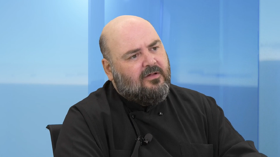 «Θαύματα φτιαγμένα από τραύματα – Λόγοι Αγίου Πορφυρίου»: Η προσευχή θέλει προθέρμανση