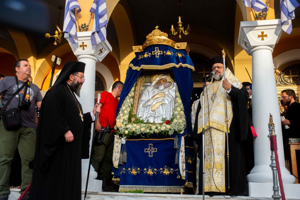 Υποδοχή της Ιεράς Εικόνος της Παναγίας της Δημιοβίτισσας στην Καλαμάτα