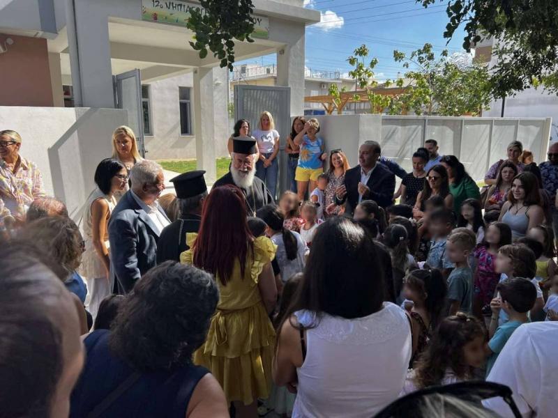 Πρόγραμμα τέλεσης αγιασμού σε σχολεία από τον Μητροπολίτη Ιλίου Αθηναγόρα