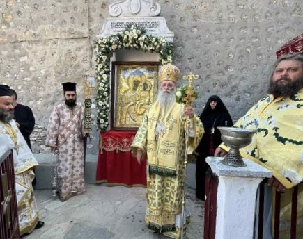 Η Ύψωση του Τιμίου Σταυρού στην Ιερά Μονή Εικοσιφοινίσσης