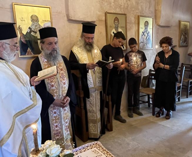 Μνημόσυνο για την ανάπαυση της ψυχής του μακαριστού Μητροπολίτη Ρεθύμνης κυρού Ανθίμου (Συριανού)