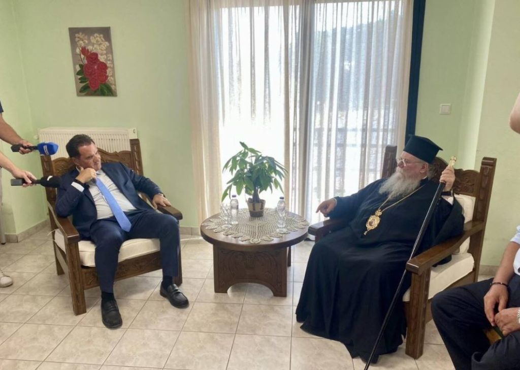 Ο υπουργός Υγείας Άδωνις Γεωργιάδης επισκέφθηκε τον Μητροπολίτη Φιλίππων Στέφανο