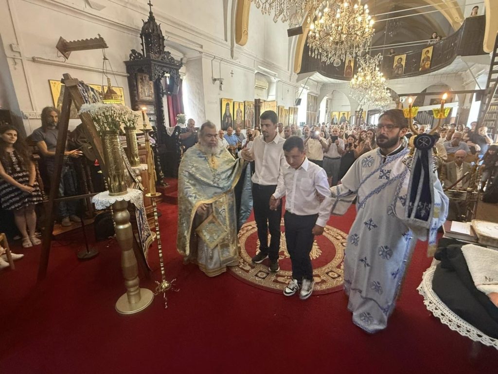 Χειροθεσία Αναγνωστών από τον Ταμασού και Ορεινής Ησαΐα