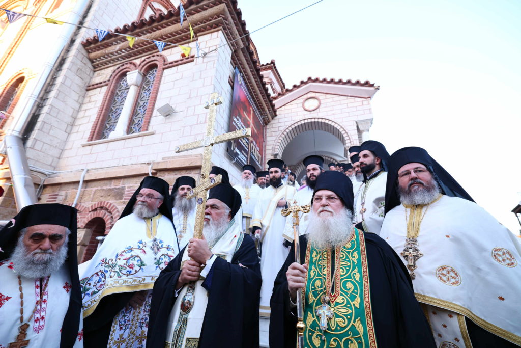 Υποδοχή του Τιμίου Σταυρού του Μ. Κωνσταντίνου στην ενορία Αγίων Κωνσταντίνου και Ελένης Ηλιουπόλεως Θεσσαλονίκης