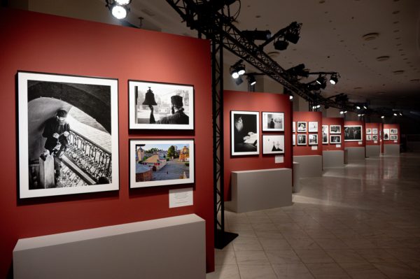 ΖΩΝΤΑΝΑ από την Pemptousia TV τα εγκαίνια της φωτογραφικής έκθεσης «Άγιον Όρος – Πέρα από το Ορατό» στη Θεσσαλονίκη