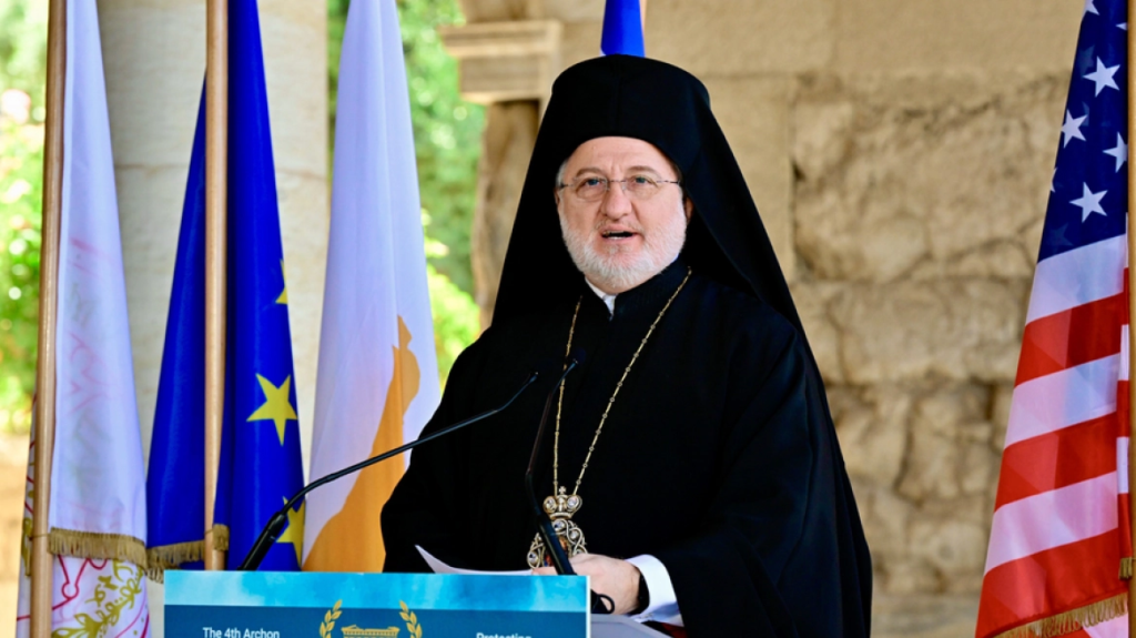 Ευχαριστίες Αμερικής Ελπιδοφόρου στον Πρόεδρο Τραμπ για το θέμα της Σχολής της Χάλκης