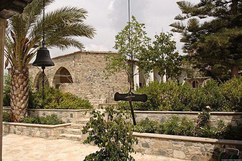 Αγρυπνίες σε Μονές της Κύπρου για τον Άγιο Νεκτάριο