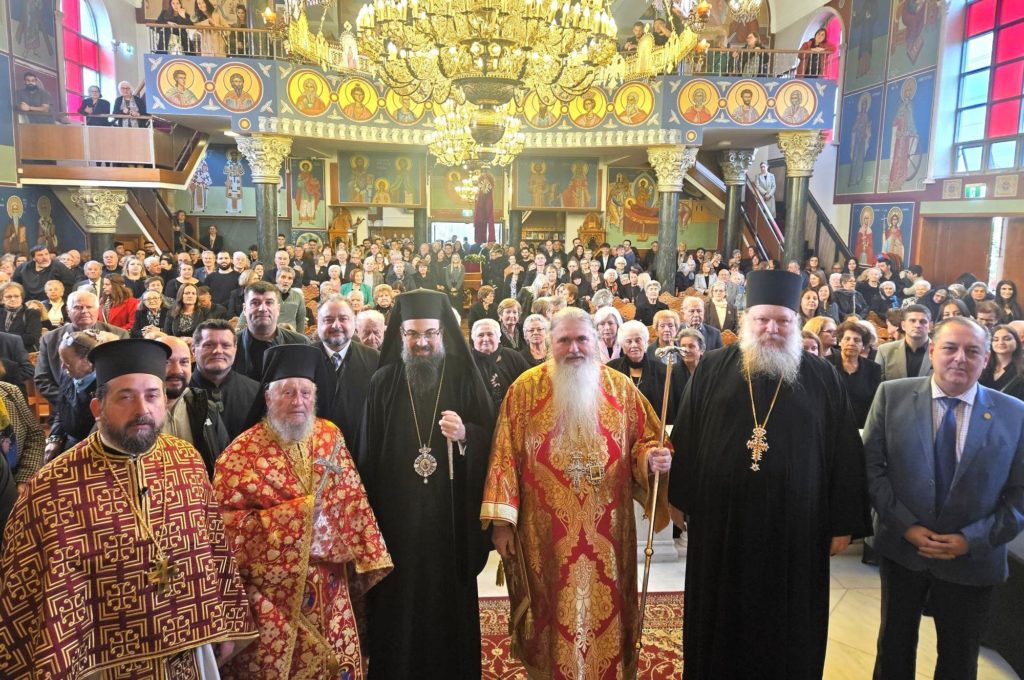 Ο Μητροπολίτης Νέας Κρήνης και Καλαμαριάς στην Ενορία Μεταμορφώσεως του Σωτήρος Thomastown