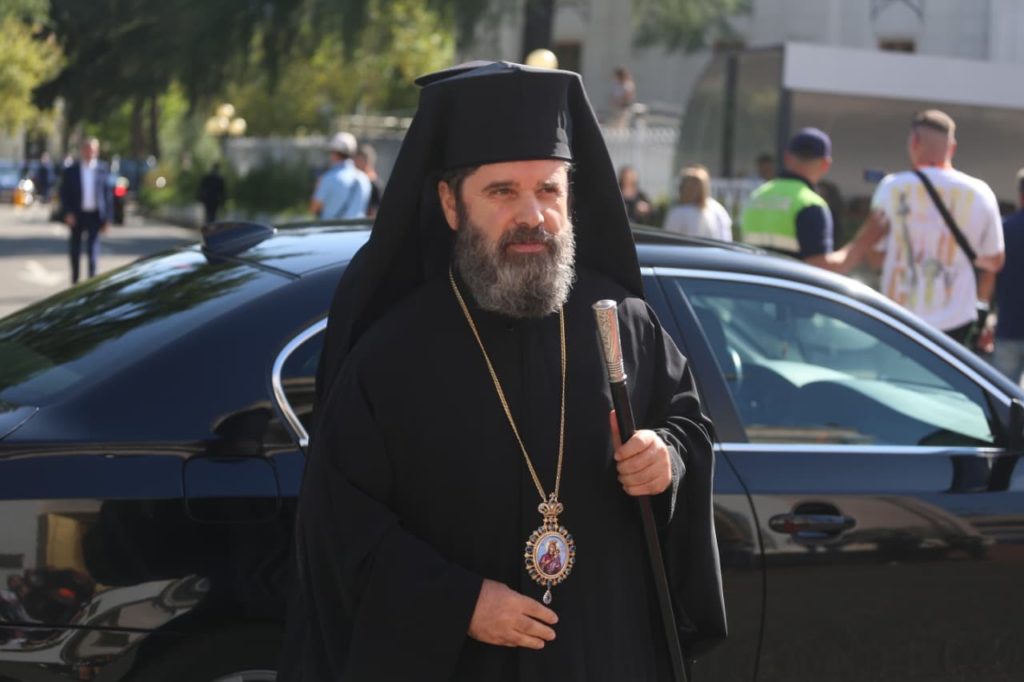 Στο Αλβανικό Κοινοβούλιο ο Αρχιεπίσκοπος Ιωάννης