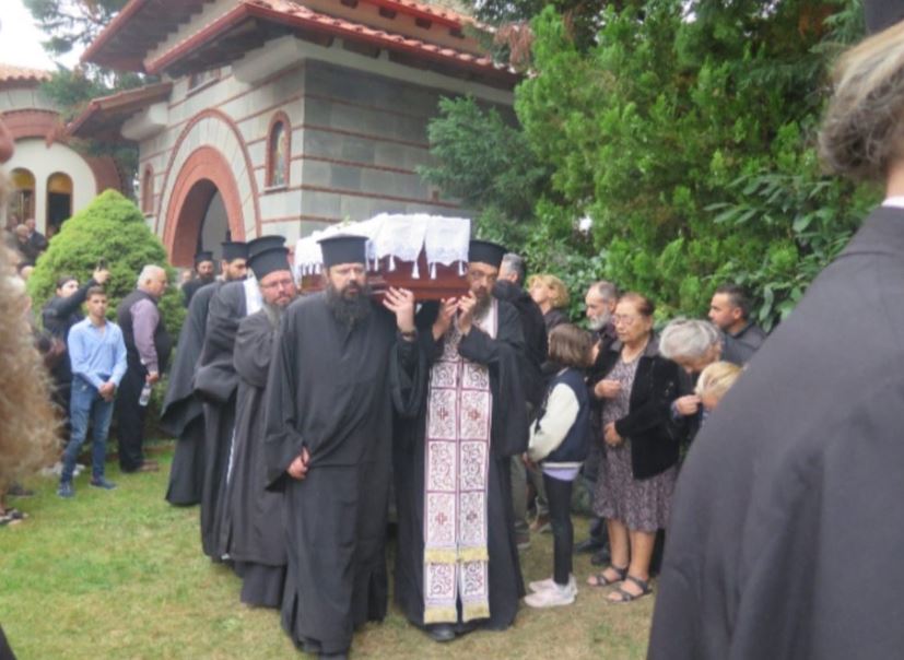 Εξόδιος Ακολουθία Αρχιμανδρίτου Ιεροθέου Κοκονού