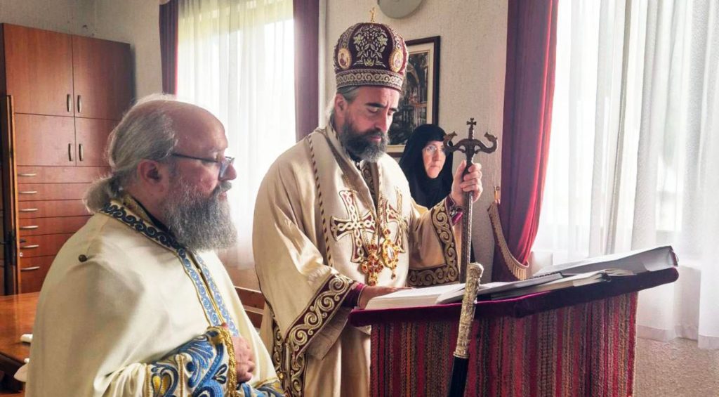 Митрополит Методије служио Литургију у манастиру Подврху