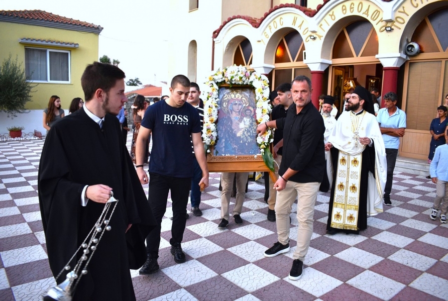 Λιτάνευση της Παναγίας της Μουρτατιανής στο Νέο Σιδηροχώρι Ροδόπης