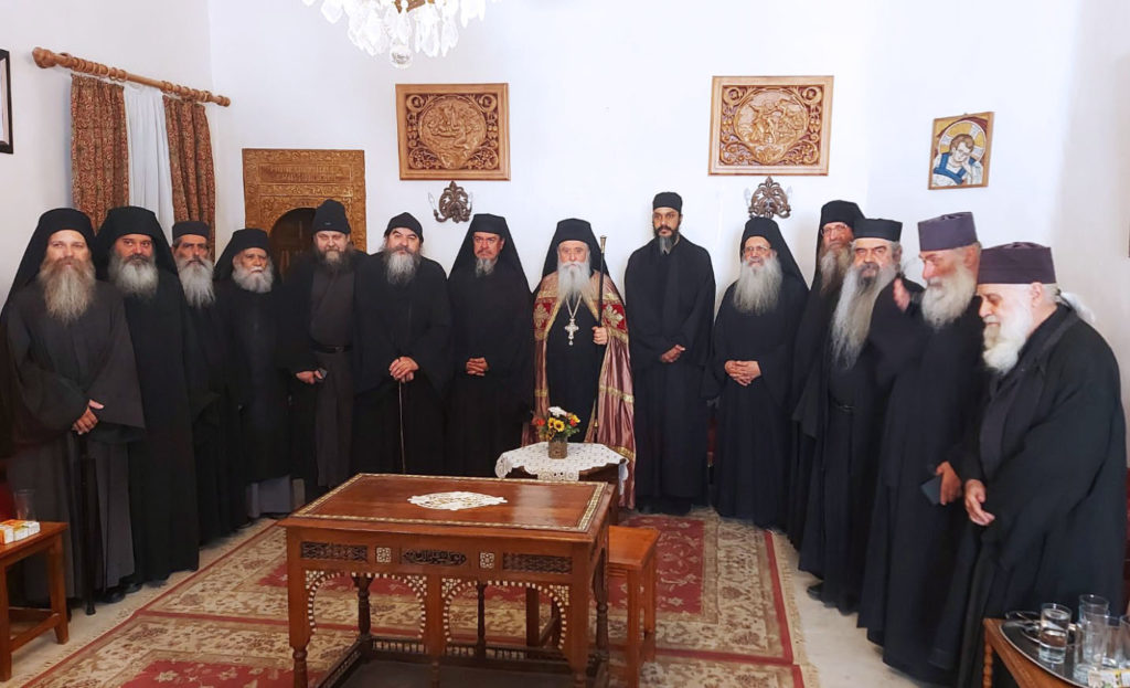 არქიმანდრიტი სიმონი (პაპადოპულოსი) სინას მონასტრის წინამძღვრად იქნა გამორჩეული