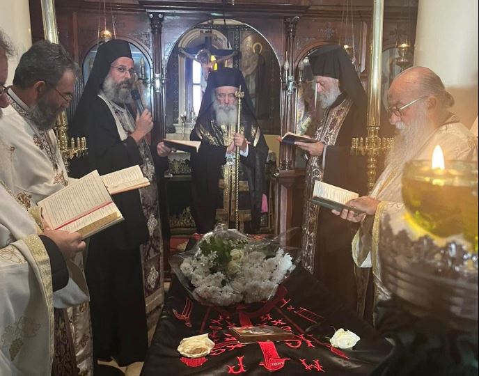 Η εξόδιος ακολουθία της Μοναχής Κυριακής του Ιερού Ησυχαστηρίου Αγίας Τριάδος – Αγίου Νεκταρίου Αιγίνης