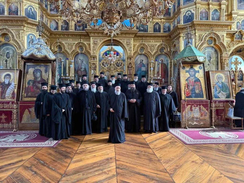 Τριήμερο προσκύνημα κληρικών της Μητρόπολης Θεσσαλιώτιδος στο Άγιο Όρος