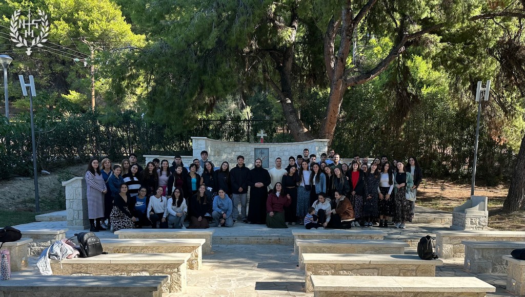 Συγκομιδή ελιάς στην κατασκήνωση “Ο ΚΑΛΟΣ ΠΟΙΜΗΝ” της Μητρόπολης Νεαπόλεως