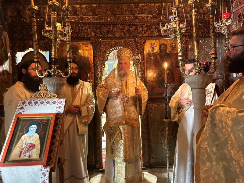 Τα Ονομαστήρια του Μητροπολίτη Παροναξίας στην Ι.Μ. Φανερωμένης Νάξου