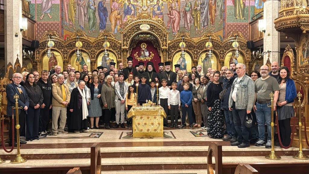 Αγιασμός στη Σχολή Βυζαντινής Μουσικής της Αρχιεπισκοπής Θυατείρων