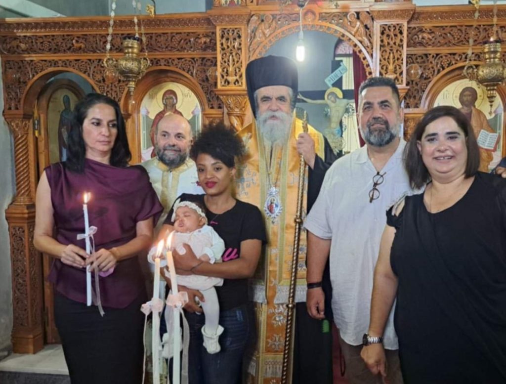 Μια ξεχωριστή βάπτιση στην Αγία Φιλοθέη Πύργου