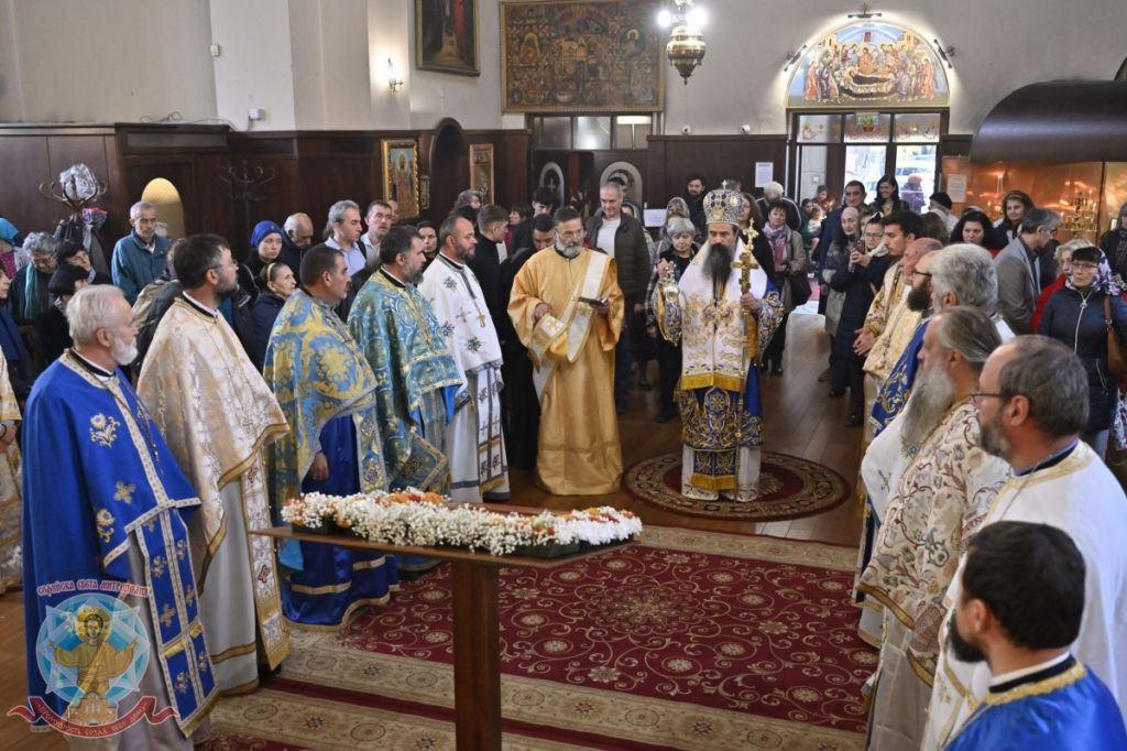 Патриаршеска литургия и молебен за децата с увреждания в столичния храм „Покров Богородичен“