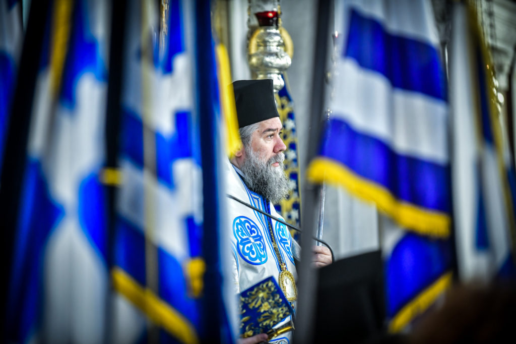 Σερρών Θεολόγος: «Κλείσε μέσα στην καρδιά σου την Ελλάδα και θα νιώσεις κάθε είδους μεγαλείο! (Κωστής Παλαμάς)»