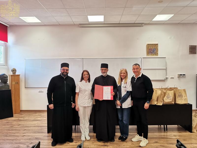 Προσφορά δεμάτων αγάπης στην Παιδοχειρουργική Κλινική του Νόβι Σαντ από την Ιερά Μητρόπολη Μπάτσκας