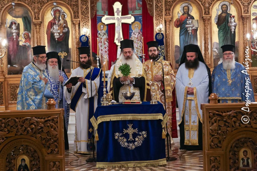 Αγιασμός έναρξης των 100 και πλέον Ενοριακών Κατηχητικών Συνάξεων της Ι.Μ. Φθιώτιδος