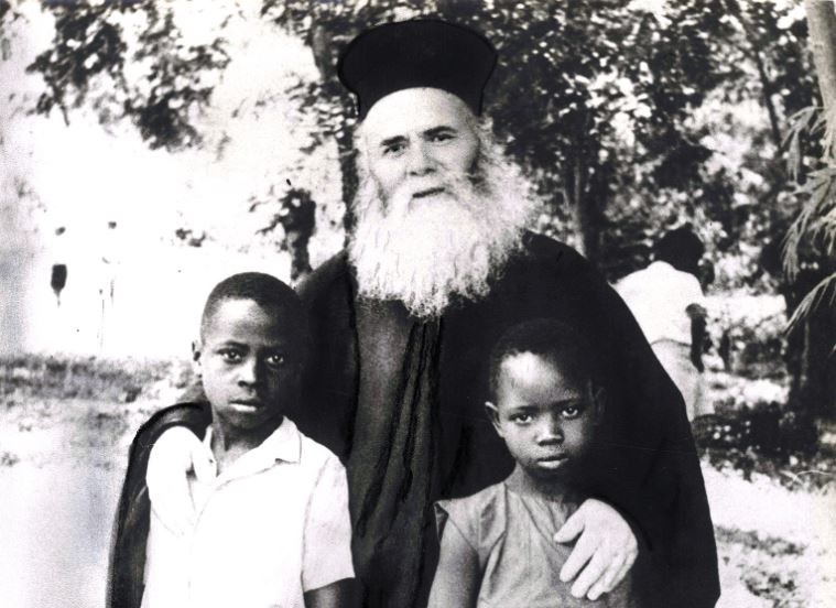 Η Αδελφότητα Ορθοδόξου Εξωτερικής Ιεραποστολής για την Αγιοκατάταξη του π. Χρυσοστόμου Παπασαραντόπουλου