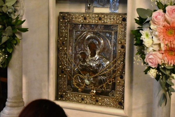 Η Ιερά Εικόνα της Παναγίας Φανερωμένης «Βαθυρρύακος» στον Πολιούχο Θεσσαλονίκης