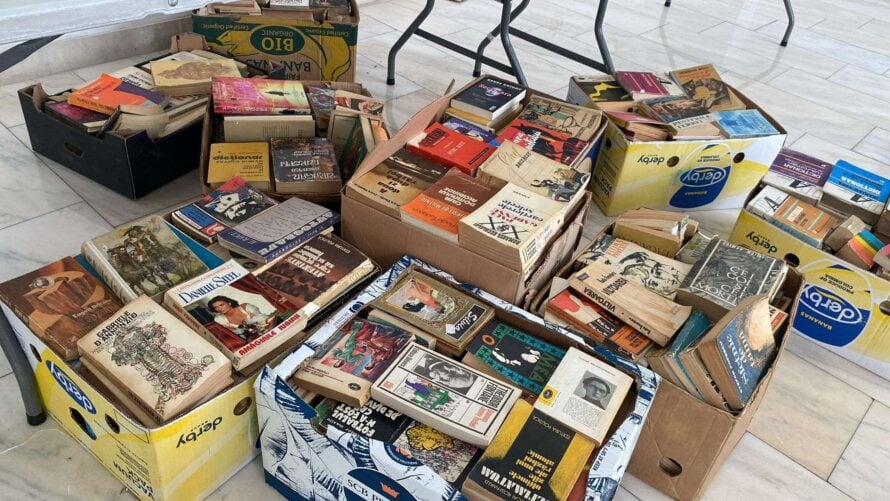 Peste 2000 de cărți au fost donate românilor din Vidin, în cadrul campaniei „Cartea – Punte între Frați”