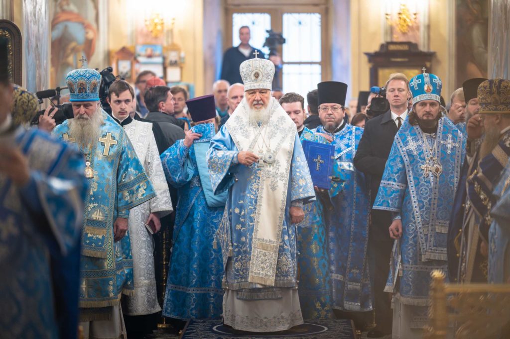 В праздник Покрова Пресвятой Богородицы Святейший Патриарх Кирилл совершил Литургию в Покровском ставропигиальном монастыре